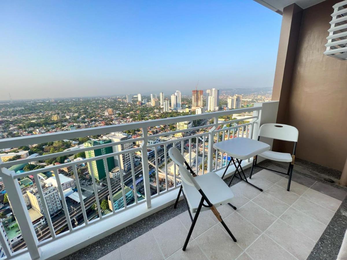 INFINA TOWERS AFFORDABLE STAYCATION HOTEL MANILA